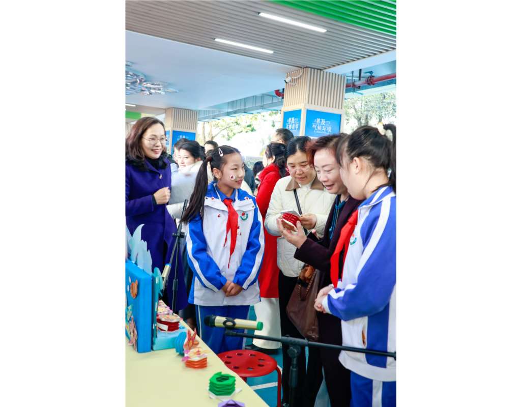 “纸间风琴”亮相罗湖区项目式学习交流展示活动