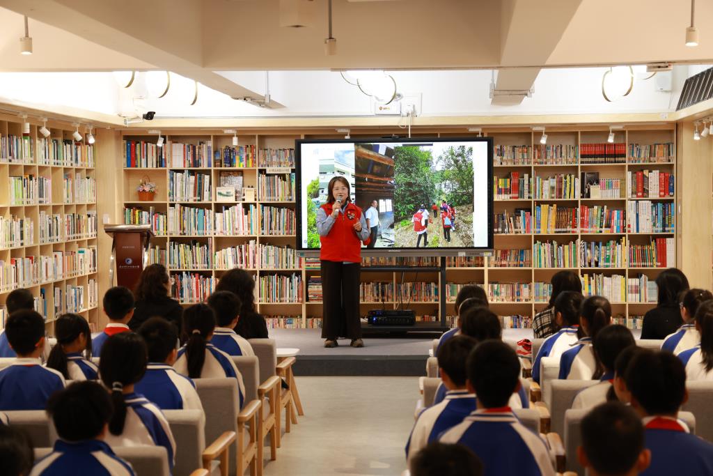 深圳市翠北实验小学榜样进课堂主题分享活动圆满举行
