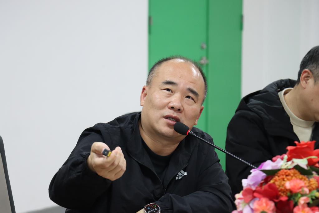 太白实验学校召开2025-2026学年第二学期首次教学工作会