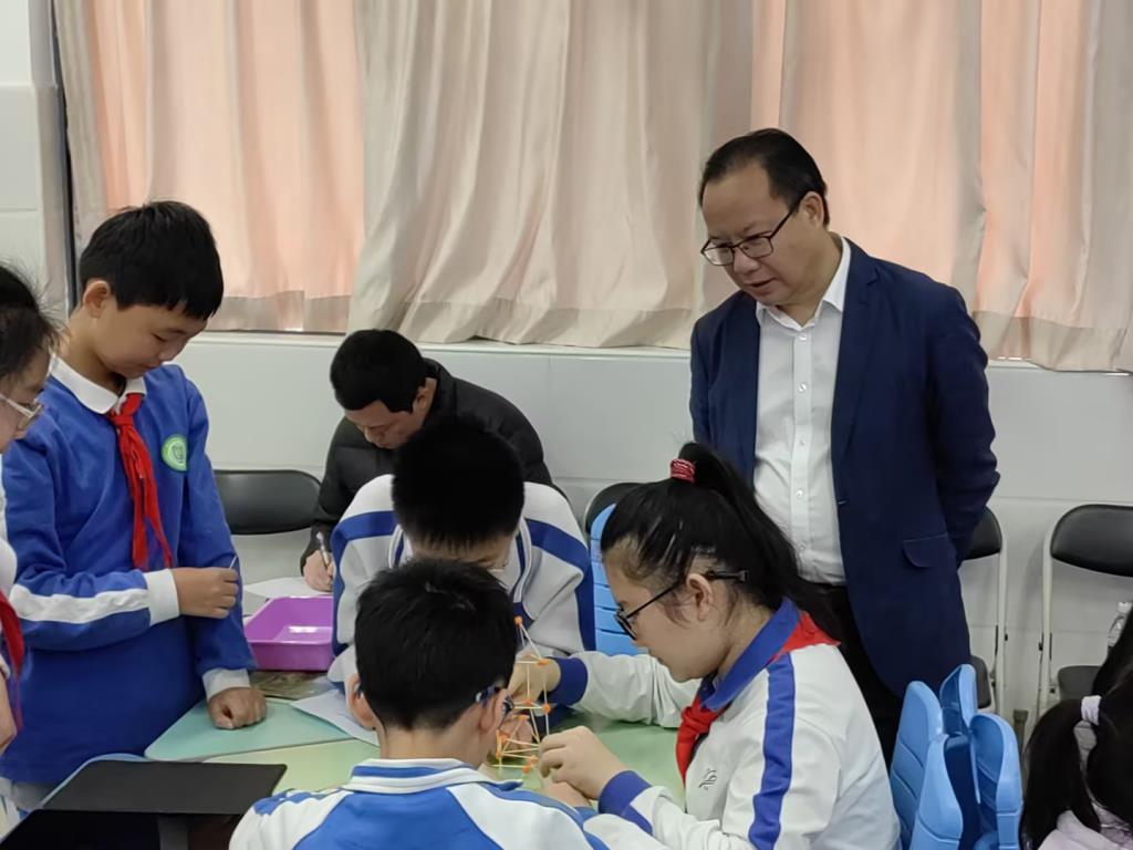 新质课堂促发展 视导赋能谱新篇