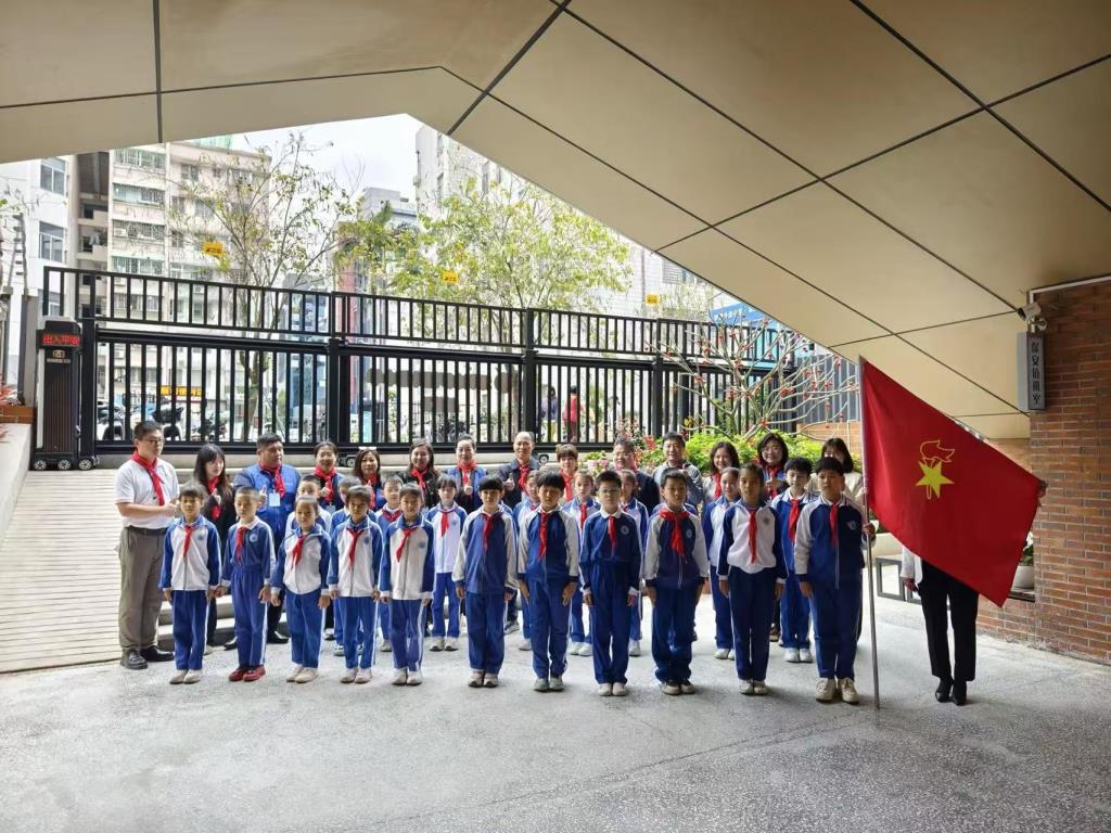 罗湖外语小学举办中医药进校园植树节主题活动