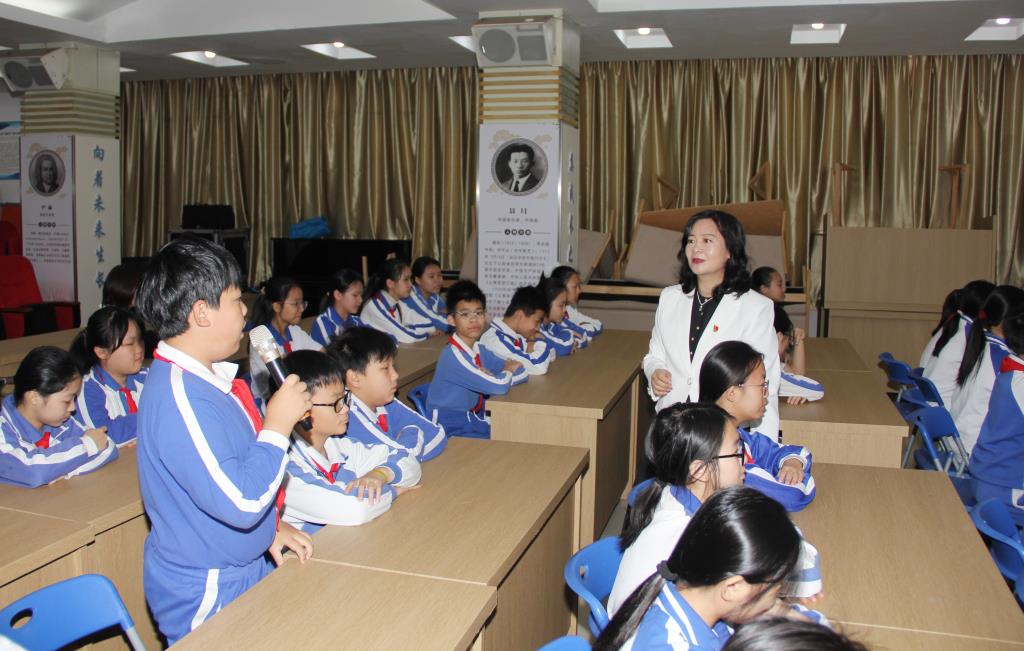 南湖小学“校长课堂”：筑牢安全防线，护航学生成长新征程