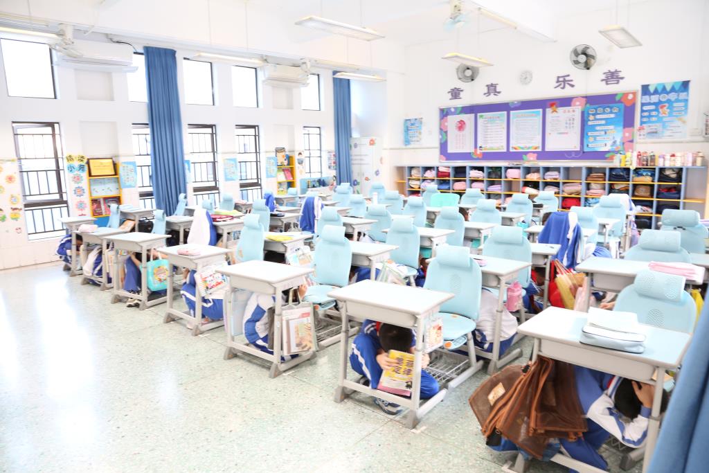深圳市莲南教育集团安芳小学开展防震减灾应急疏散演练