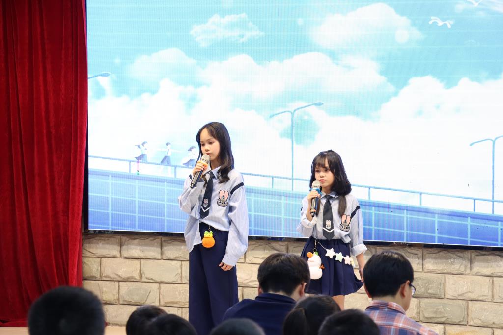 第二届“太白好声音”唱响春日校园