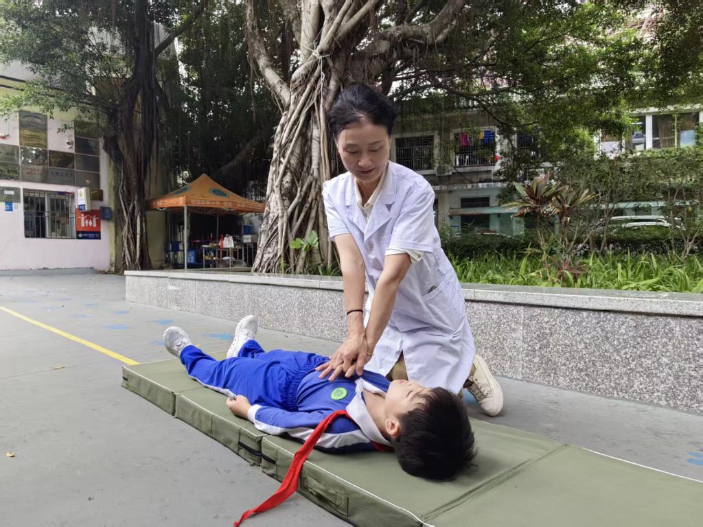 模拟紧急救援