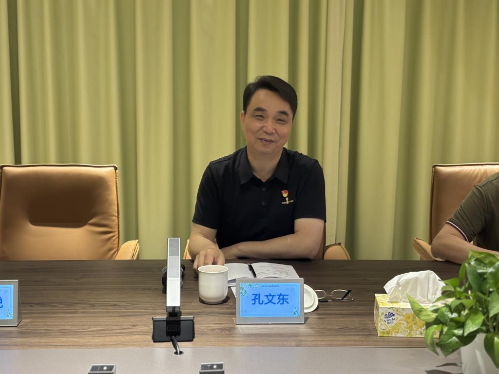 传均衡创建经验 授特色办学良方——翠竹外国语实验学校与西林县