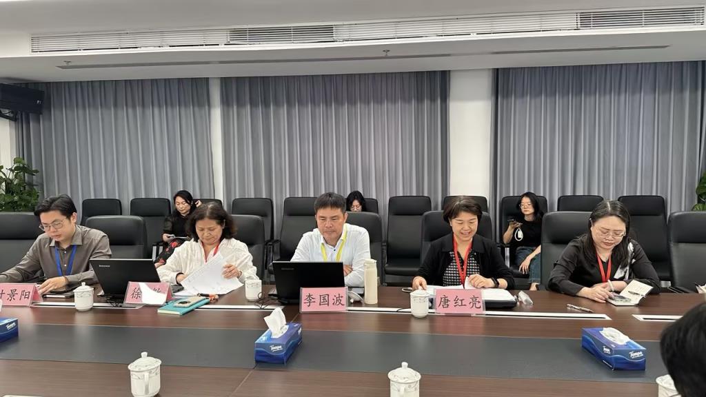 罗湖区人民政府教育督导室到水库小学开展党建、学生欺凌防治督导