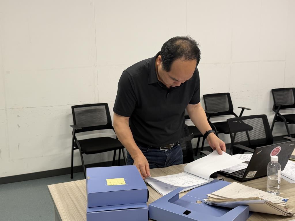 罗湖区第三责任区督导到红桂中学开展专项督导工作