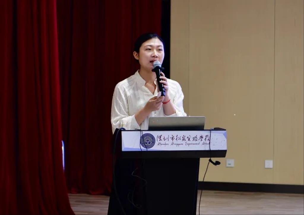 罗湖区"寻诗三味"中华诗教师培巡讲走进松泉实验学校