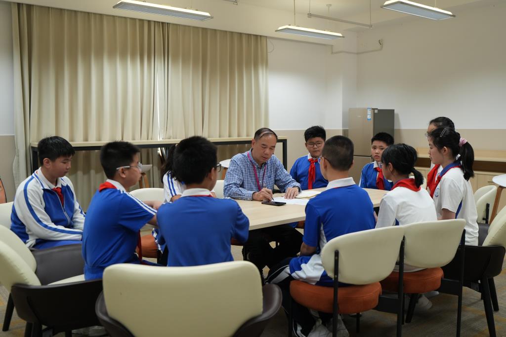 迎接党建、学生欺凌防治专项督导