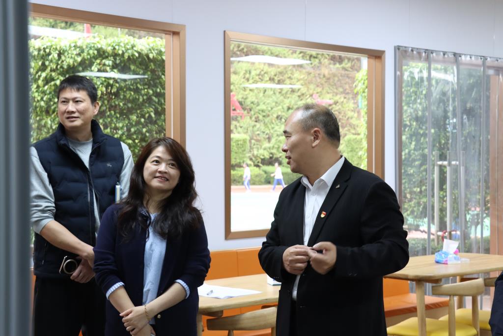 太白实验学校迎接区教育局春季学期开学专项检查