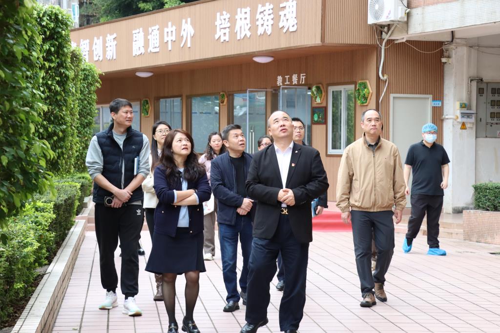 太白实验学校迎接区教育局春季学期开学专项检查