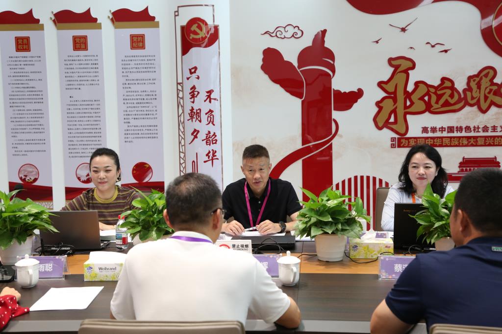 罗湖区第二责任区督学组到深圳市安芳小学开展专项督导