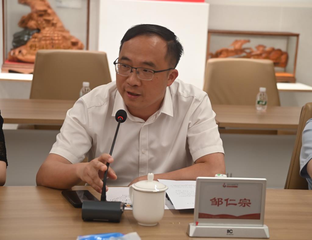 四月春深培新桂，满园暖意育初林 ——桂园中学举行实习教师见面
