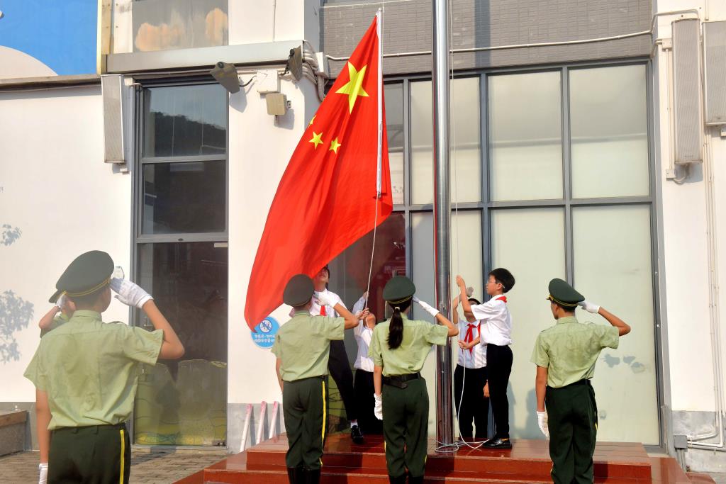 向欺凌说不为友善赋能 　　——深圳市翠北实验小学主题升旗仪