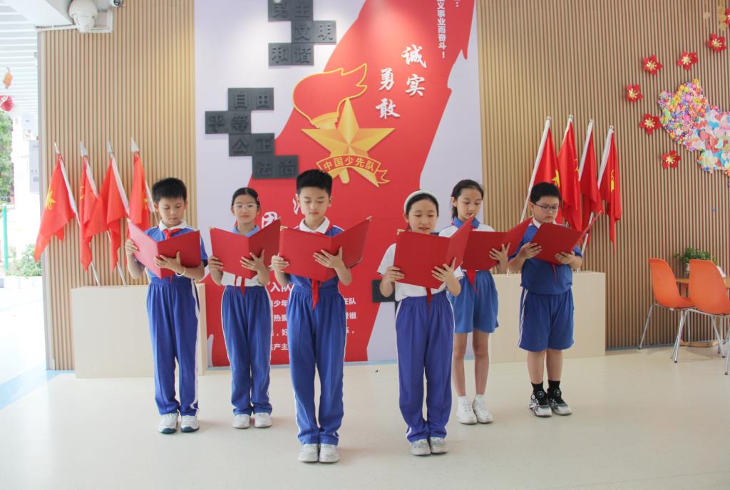 深圳市南湖小学举办“繁星闪烁，童心阅读”主题活动