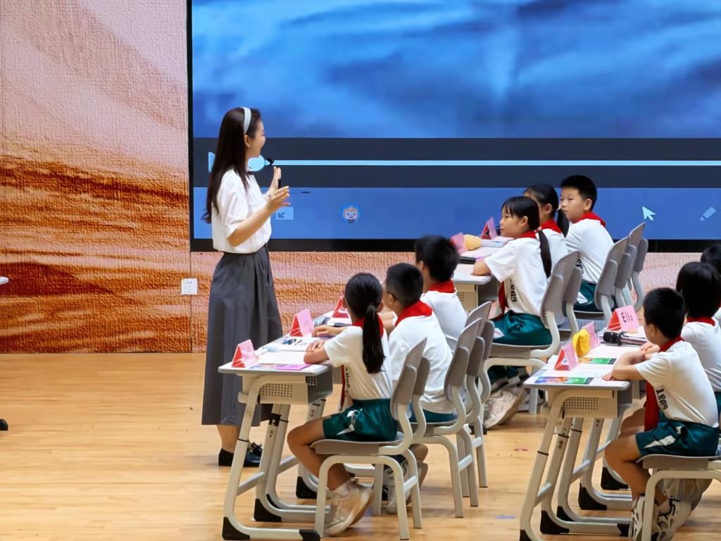桃园小学英语绘本教学育人实践
