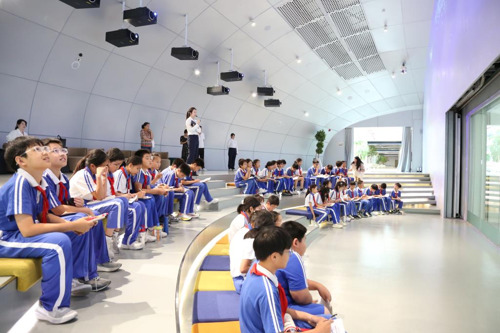 深圳市莲南教育集团安芳小学走进深能环保南山能源生态园