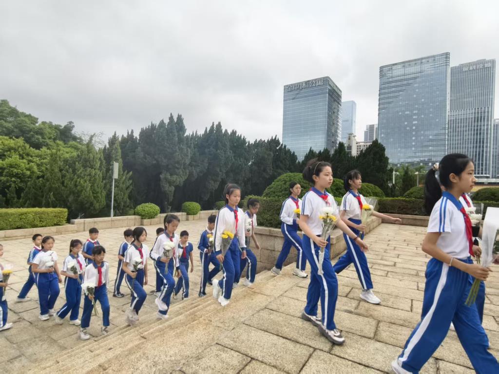 “缅怀革命先烈 传承红色基因”清明节主题教育