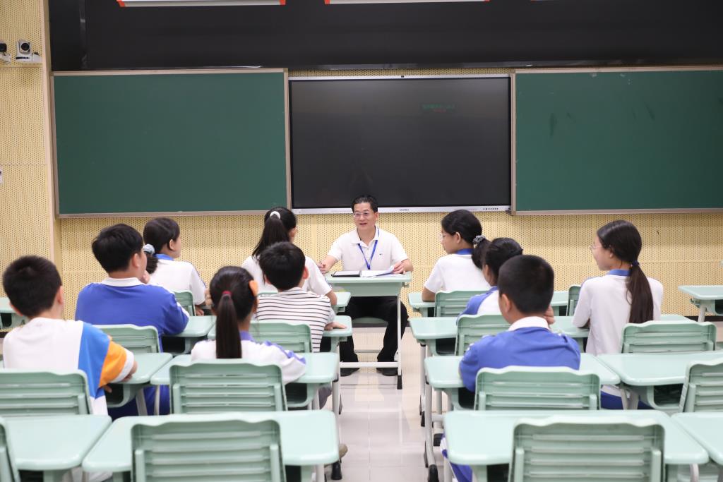 学生访谈