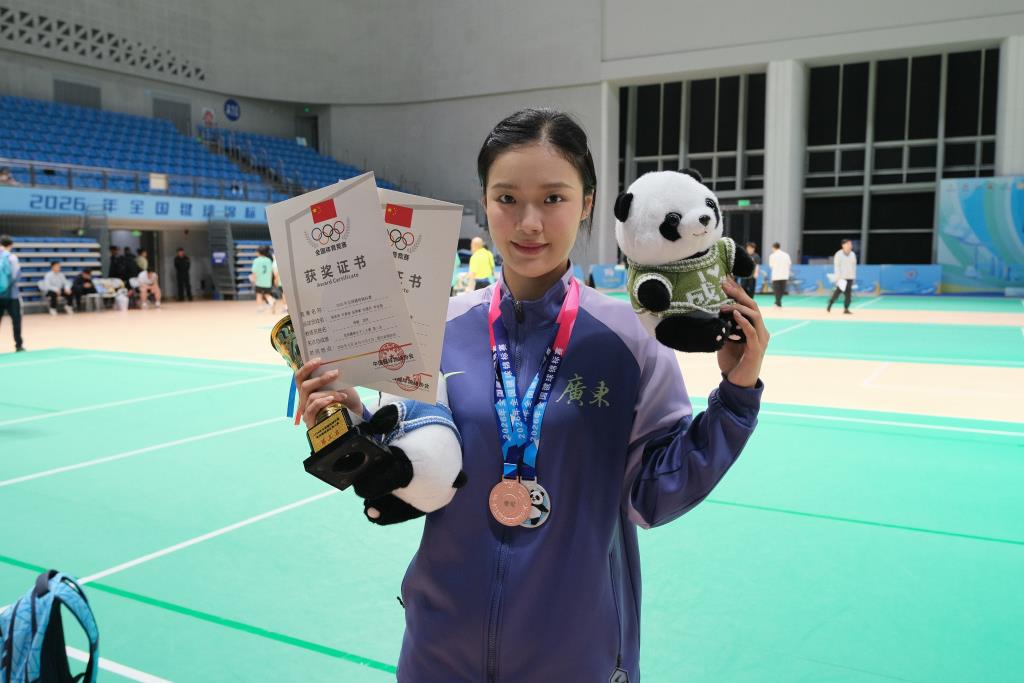 李佳茵老师助力广东省毽球队斩获全国赛事佳绩