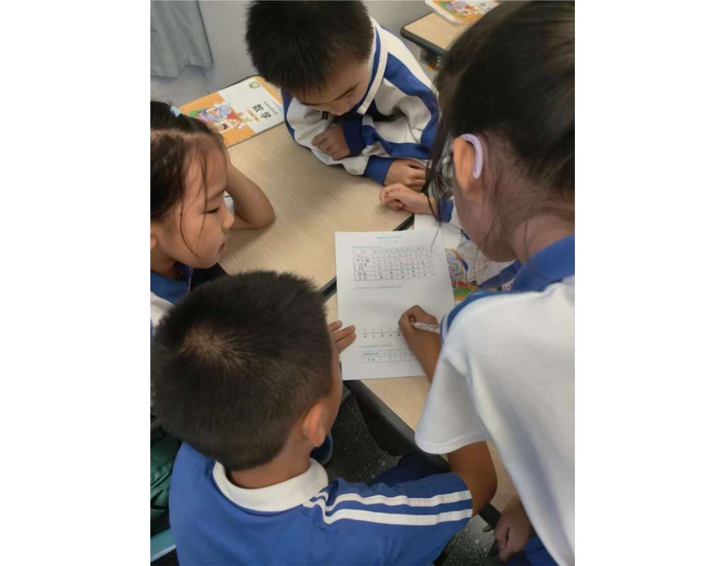 数学名师进桃园，思维火花亮课堂