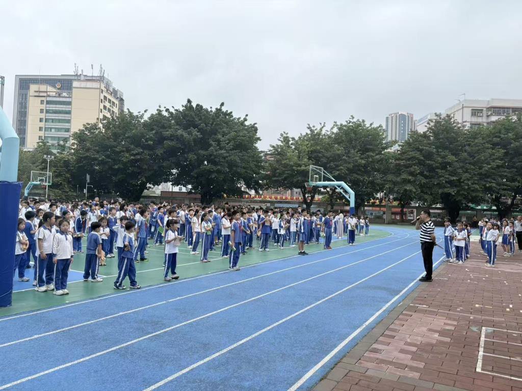 筑牢安全防线，守护生命成长 　　——深圳市翠茵学校开展地