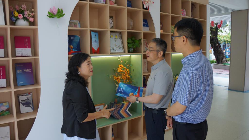 陕西师范大学专家赴南湖小学精准指导