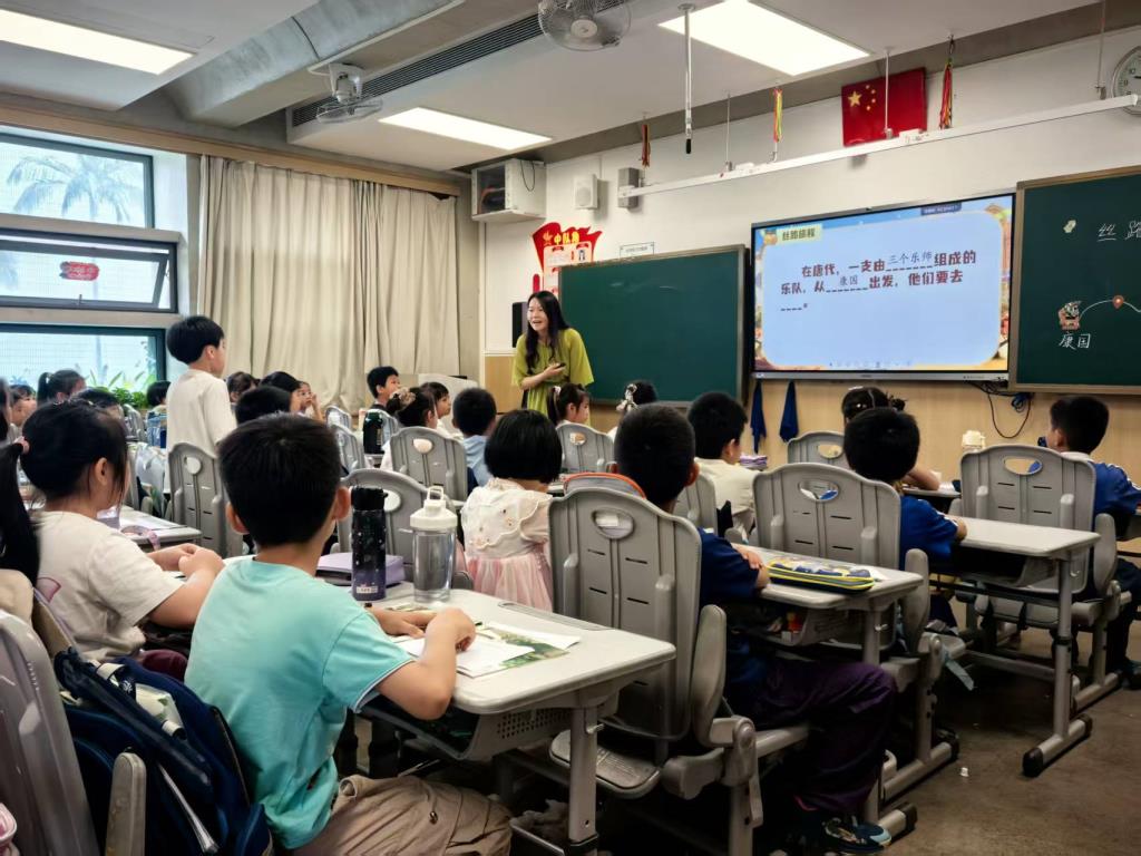 罗湖外语小学“纯真杯”第十一周教研精彩继续