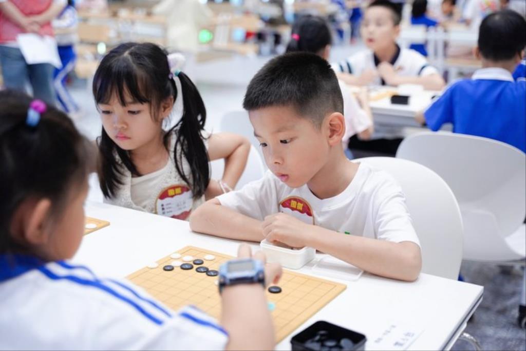 罗湖外语小学第三届校园棋类争霸赛圆满收官