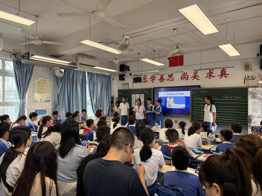 深圳市洪湖小学2026年春季家长开放日圆满举行