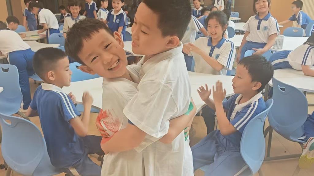 罗湖外语小学举办“525”心理健康周系列活动