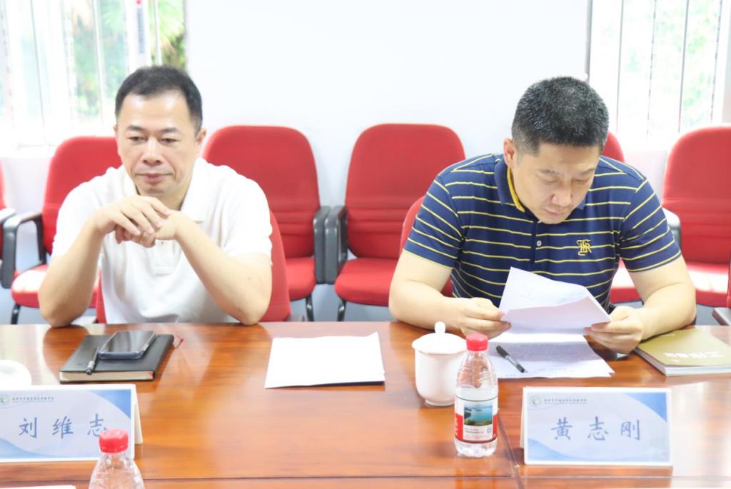 初心如磐育桃李 笃行致远兴龙创——刘维志副局长一行莅临龙创实验学校指导工作