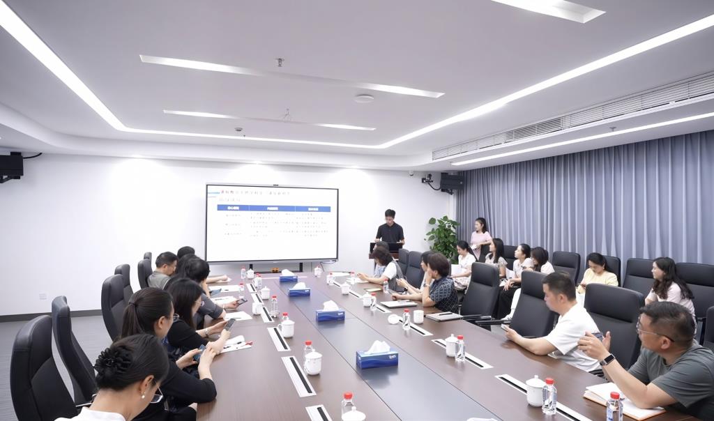 四川省名校长团队与深圳市水库小学交流研讨活动