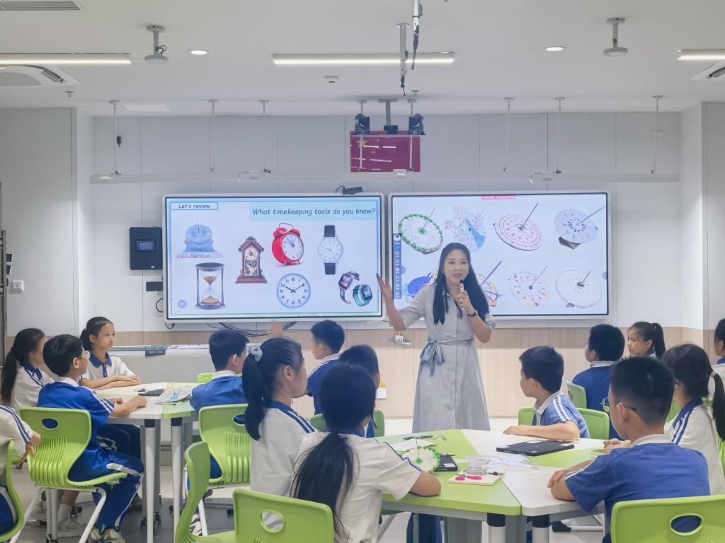 游秋婷老师授课