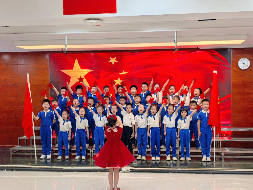 乐润心灵，向阳而生｜翠茵学校“美育一件事”班级合唱比赛圆满落