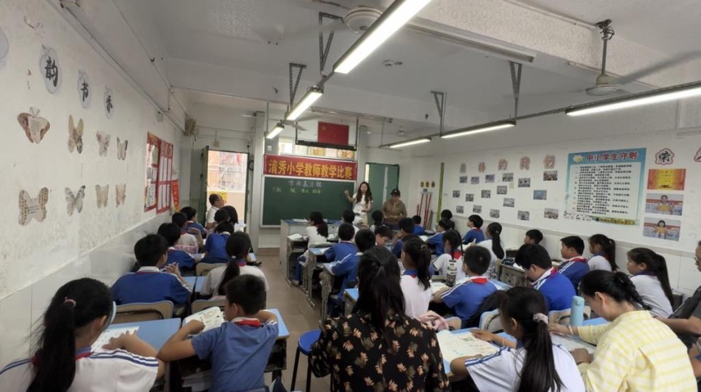 胡老师《用字母表示数》