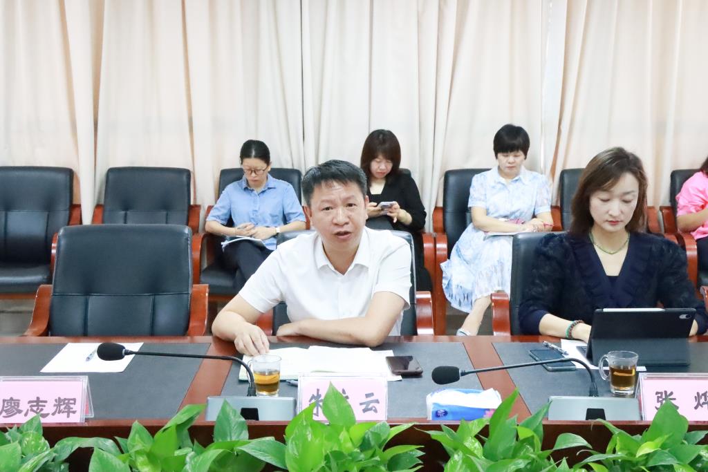 罗湖区教科院专家莅临翠园文锦开展初三“靶向提质专项视导”活动
