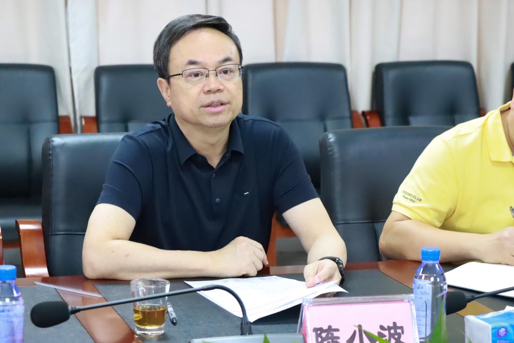 罗湖区教科院专家莅临翠园文锦开展初三“靶向提质专项视导”活动