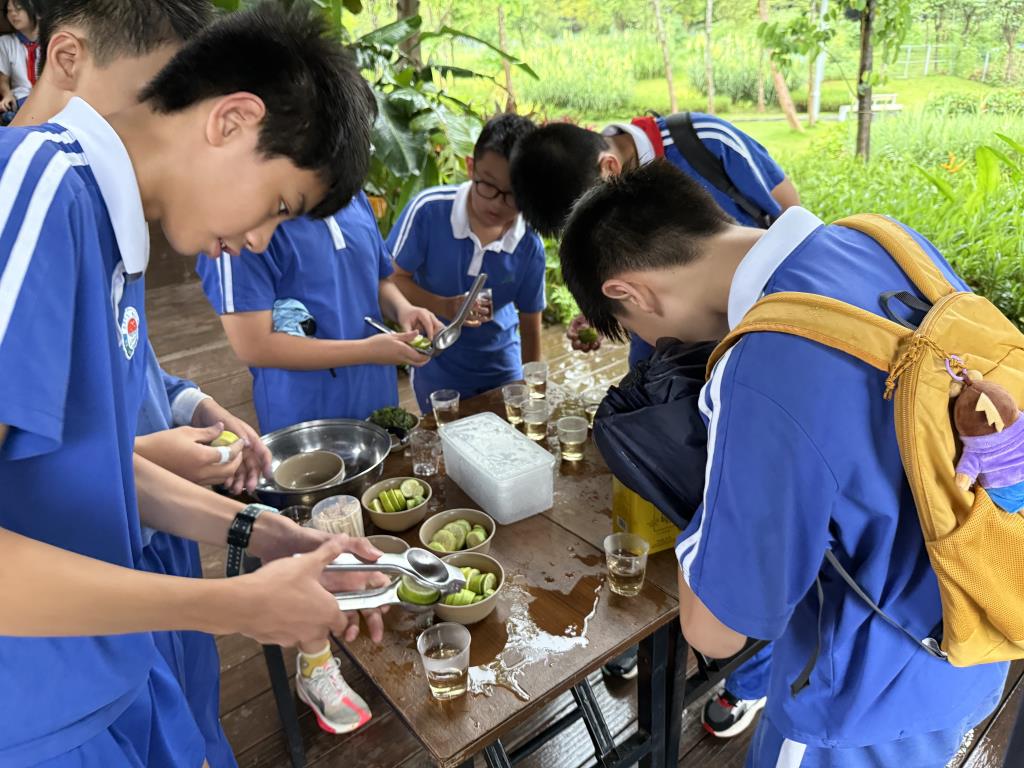 深圳市水库小学开展“知行四季”研学活动