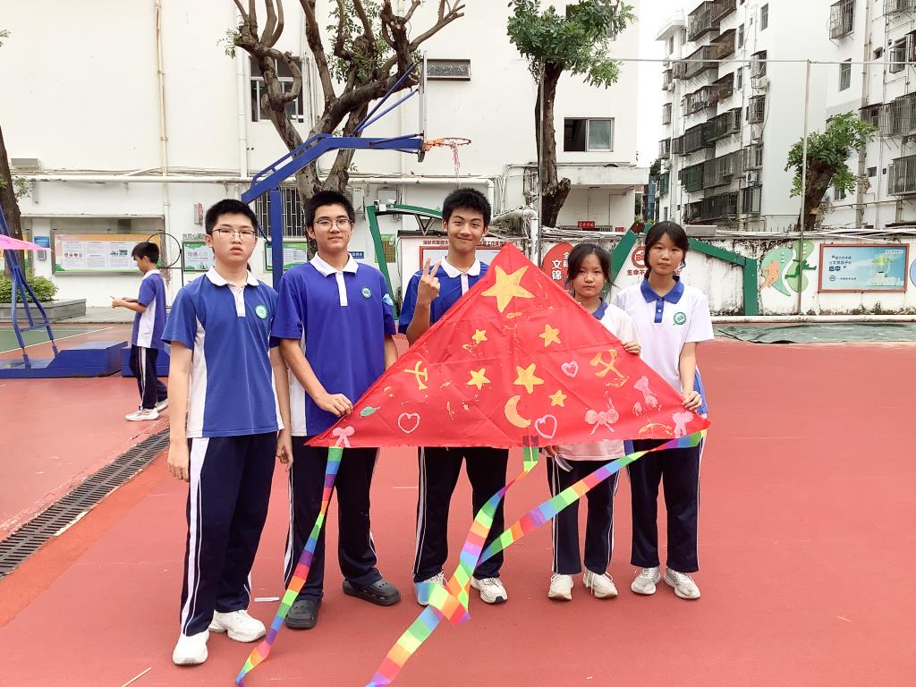 翠园文锦中学举办第三十五届校园文化艺术节之“筝飞”创艺活动