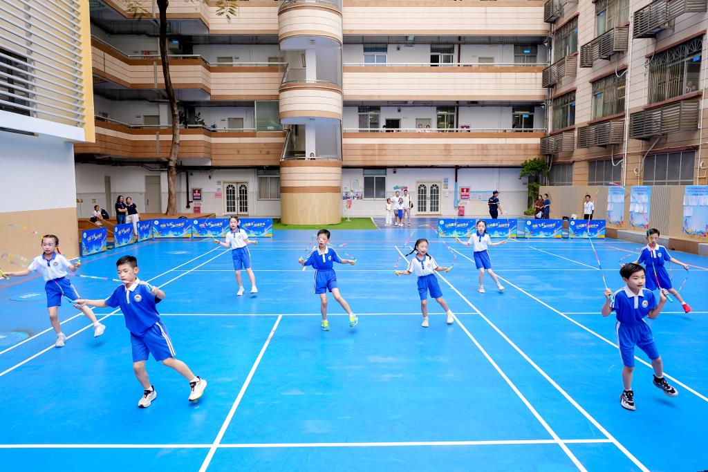 深圳市水库小学代表队在罗湖区第十八届跳绳比赛中斩获佳绩