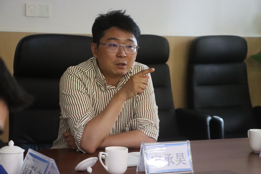罗湖外语小学召开“课程年”课程建设研讨会