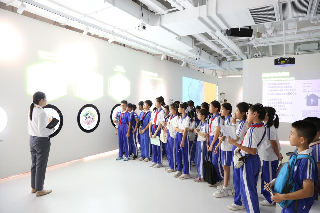 深圳市莲南教育集团安芳小学开展“每周半天”环保研学实践