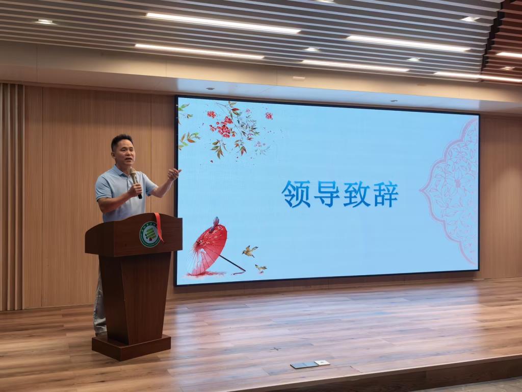 十二载匠心剪荷韵 非遗美育启新篇