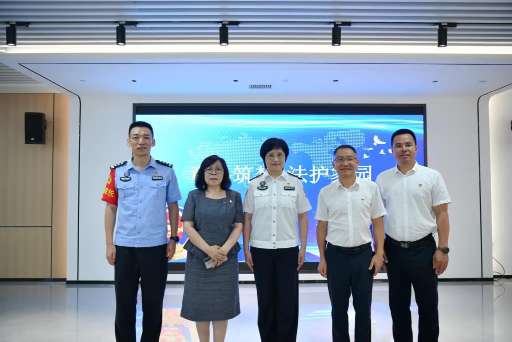 探秘莲塘口岸一线，童心致敬最美边检守护者