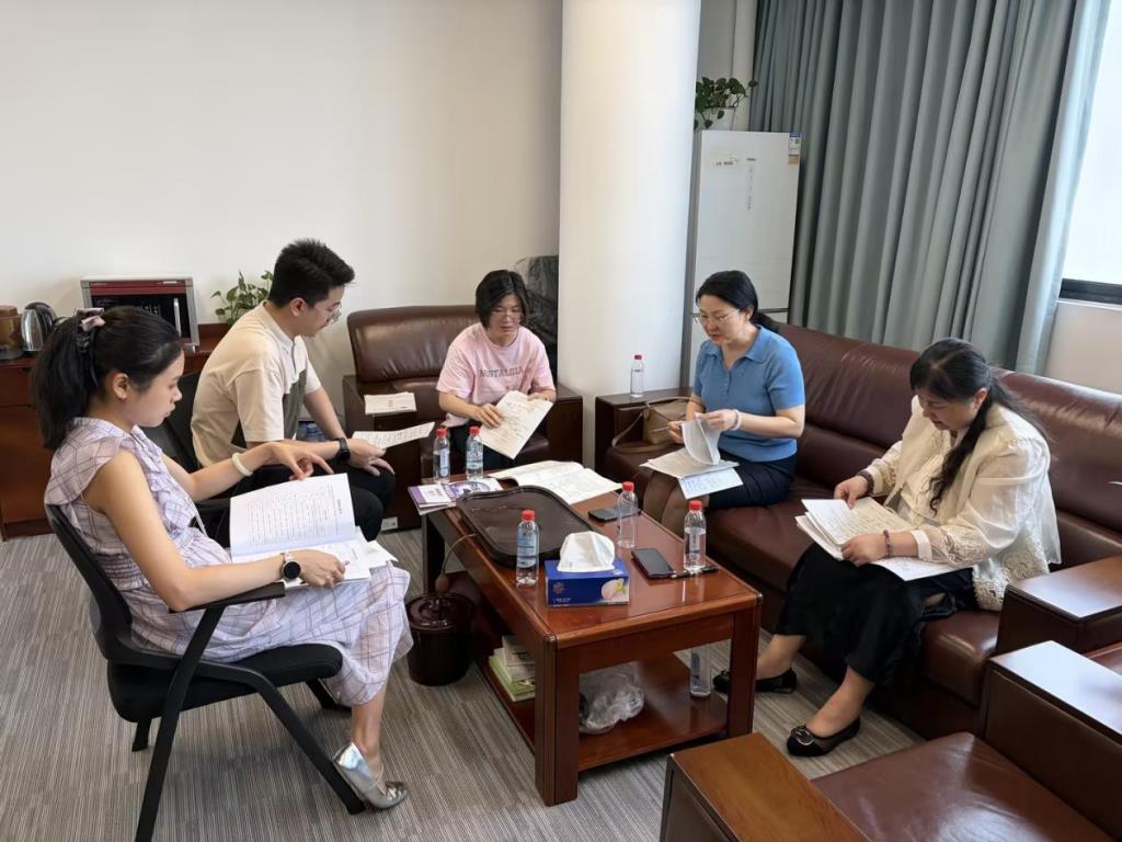 专家把脉指方向，聚力冲刺战中考 ——罗湖区初三“靶向增分”视