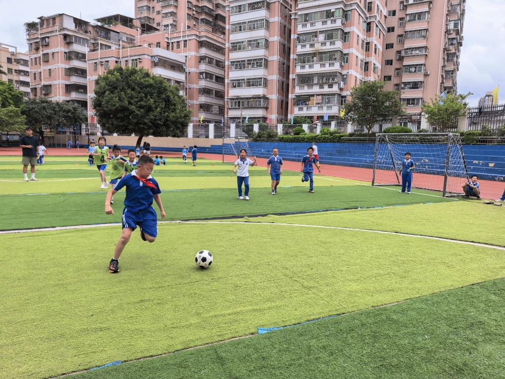 深圳市笋岗小学校园足球班际联赛