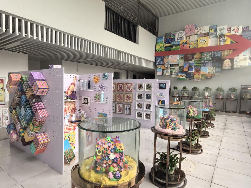 美术展图片