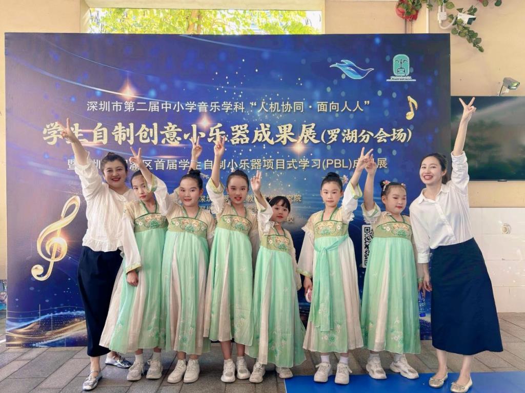 变废为宝韵传国风！龙创学子创意乐器亮相市级美育成果展
